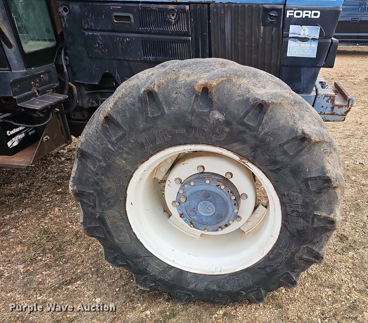 image for item EJ5940 1997 New Hollard 7740 SLE MFWD tractor