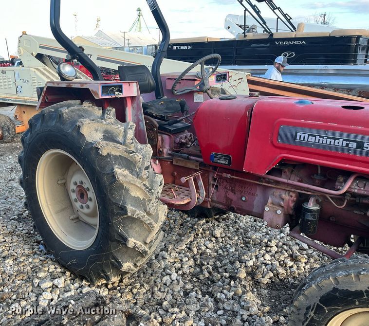 image for item JS9979 Mahindra 5005 DI tractor