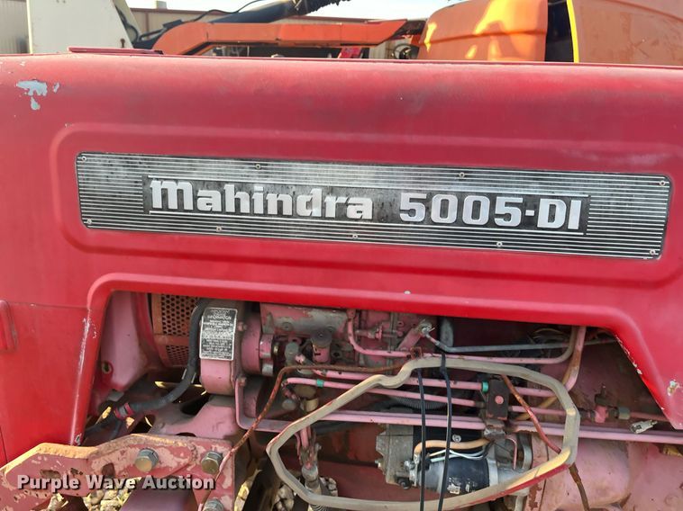 image for item JS9979 Mahindra 5005 DI tractor