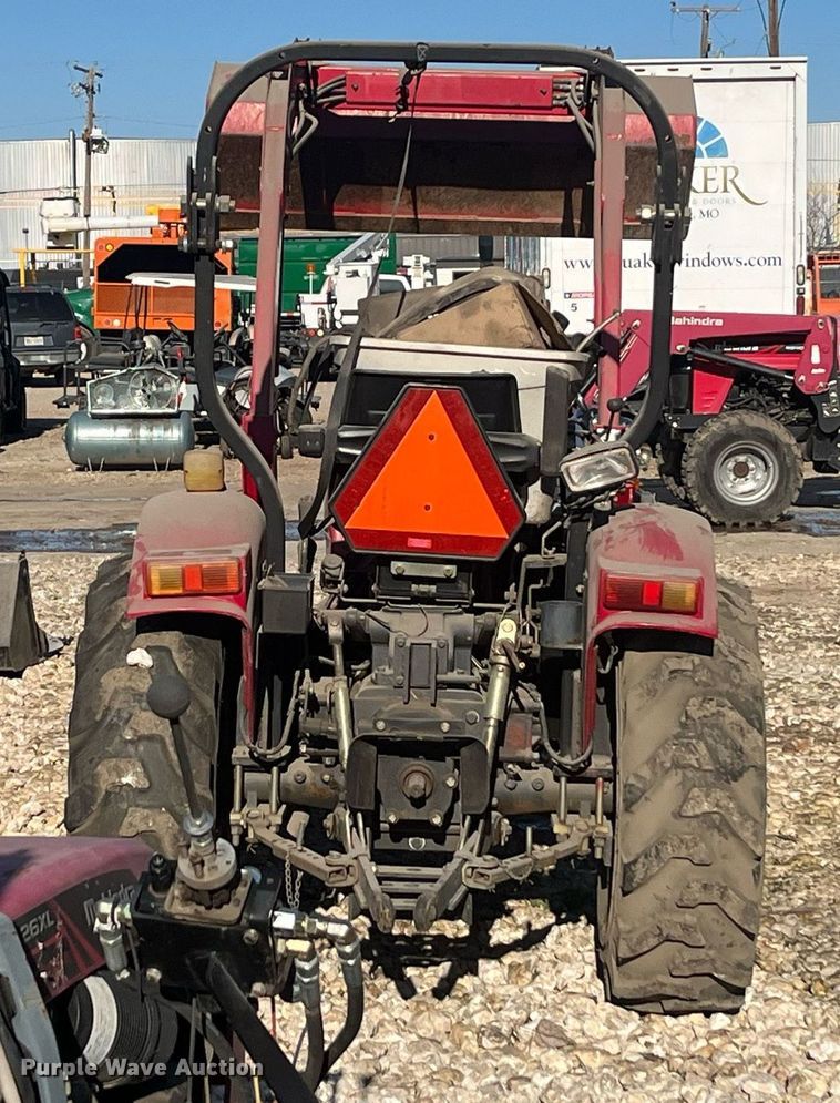 image for item JS9987 Mahindra  FS2542AUSIT MFWD tractor