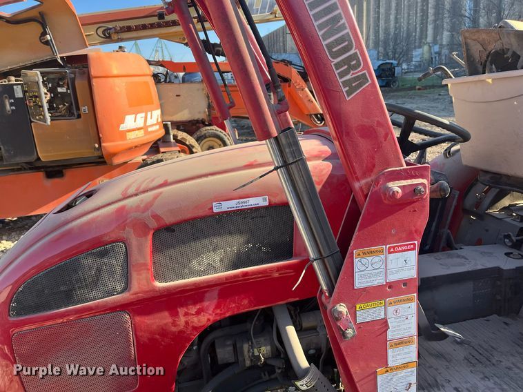 image for item JS9987 Mahindra  FS2542AUSIT MFWD tractor