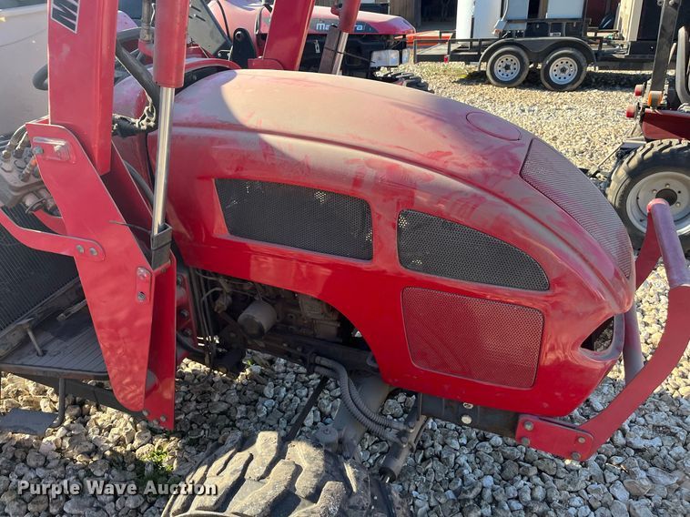 image for item JS9987 Mahindra  FS2542AUSIT MFWD tractor