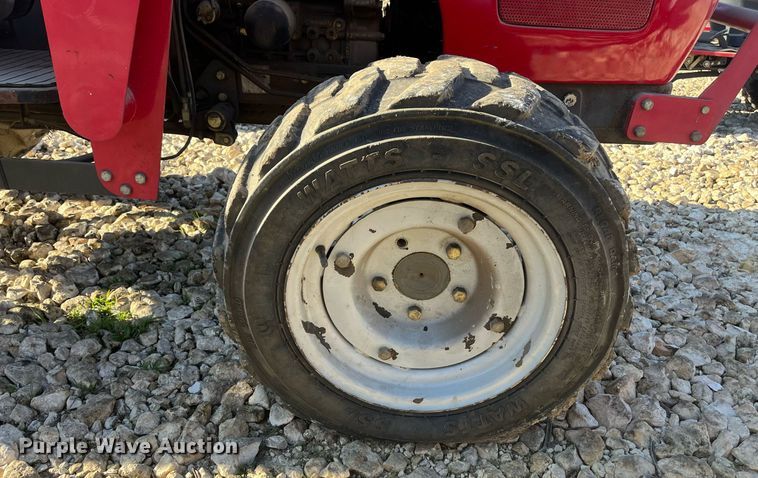 image for item JS9987 Mahindra  FS2542AUSIT MFWD tractor