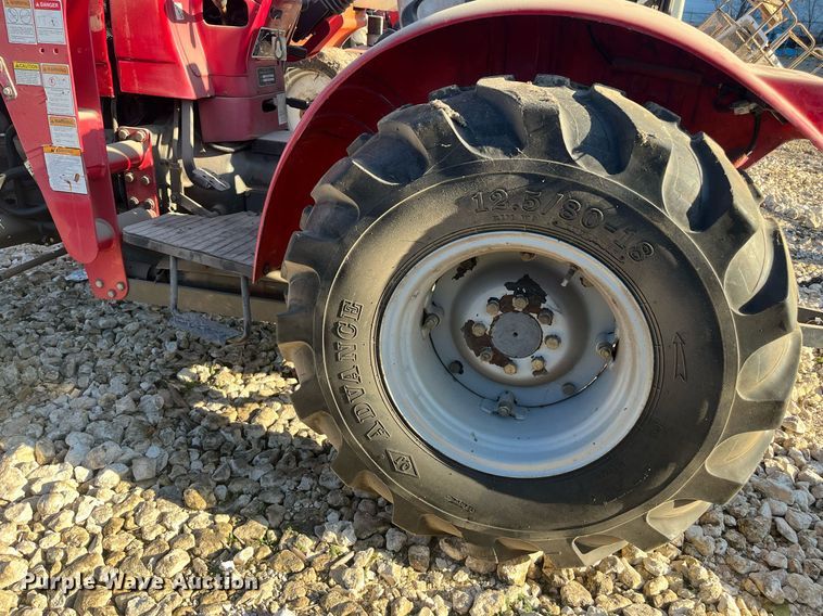 image for item JS9987 Mahindra  FS2542AUSIT MFWD tractor