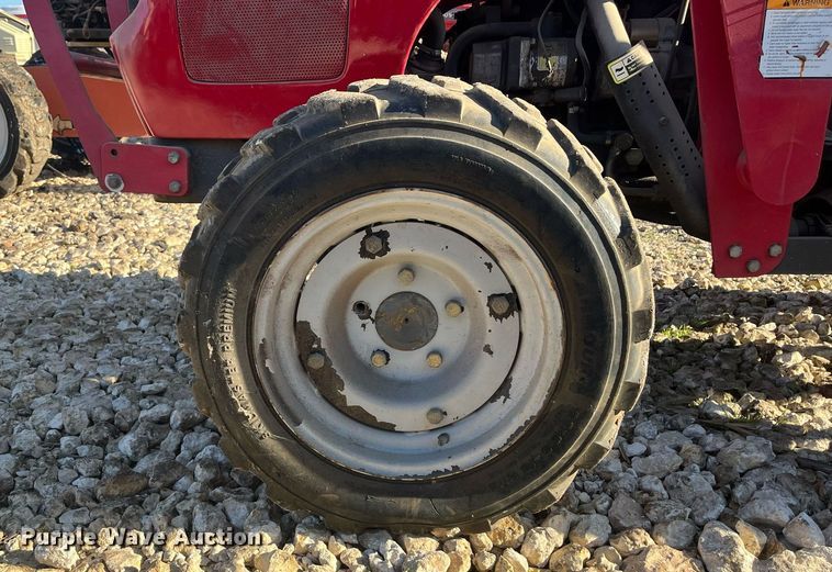 image for item JS9987 Mahindra  FS2542AUSIT MFWD tractor