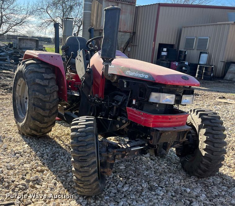image for item JS9988 Mahindra  5545 MFWD tractor