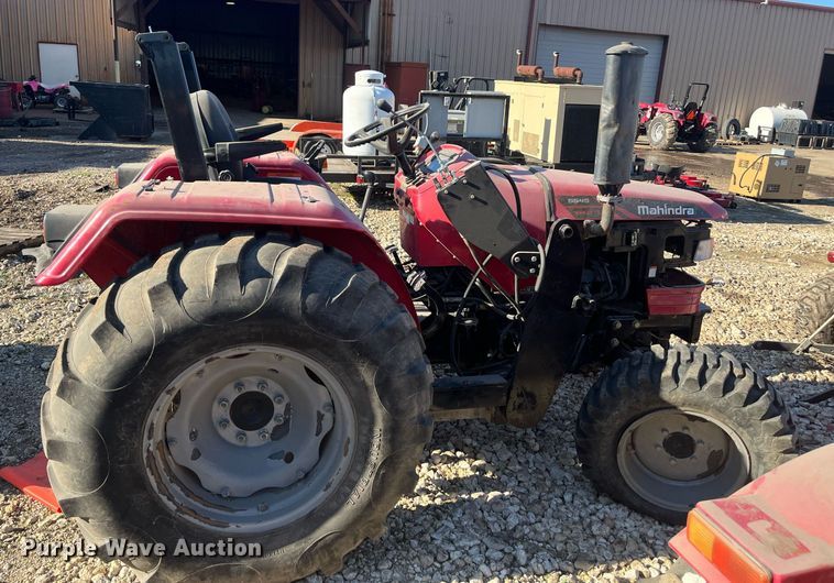 image for item JS9988 Mahindra  5545 MFWD tractor