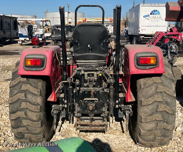 image for item JS9988 Mahindra  5545 MFWD tractor