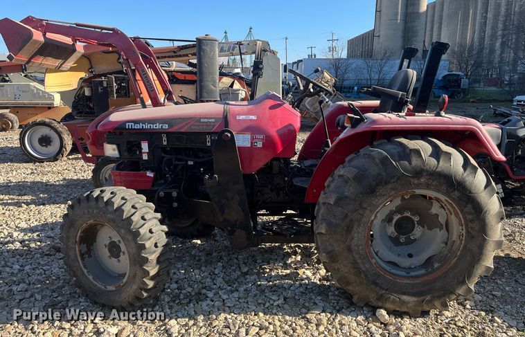image for item JS9988 Mahindra  5545 MFWD tractor