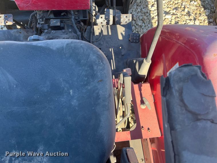 image for item JS9988 Mahindra  5545 MFWD tractor