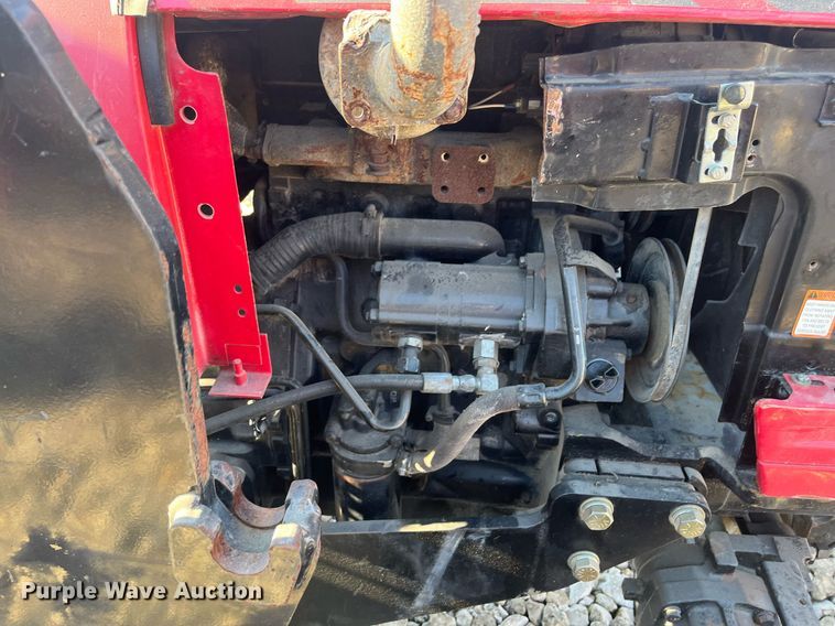 image for item JS9988 Mahindra  5545 MFWD tractor