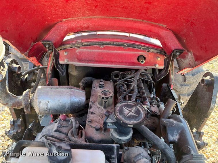 image for item JS9988 Mahindra  5545 MFWD tractor