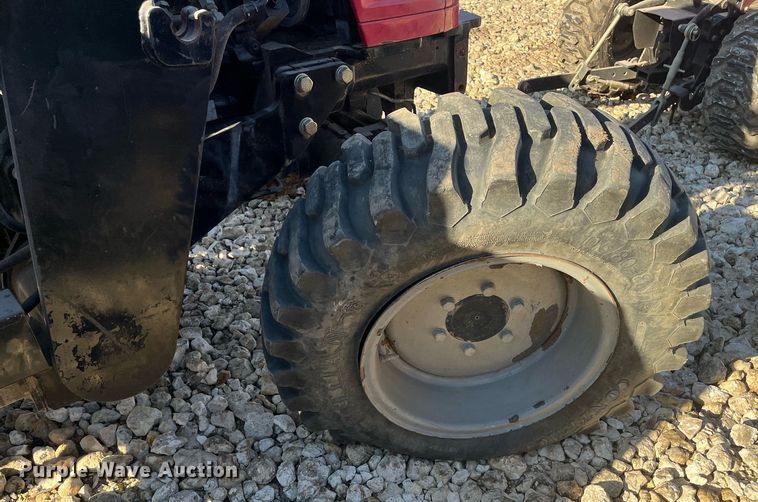 image for item JS9988 Mahindra  5545 MFWD tractor