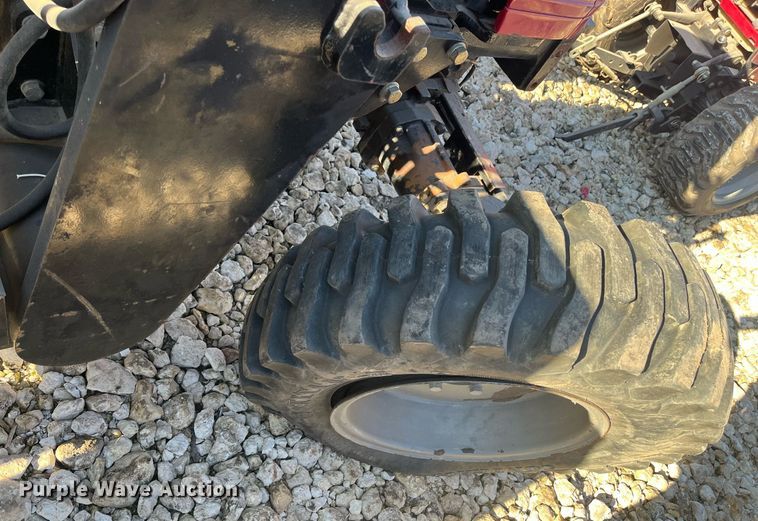 image for item JS9988 Mahindra  5545 MFWD tractor