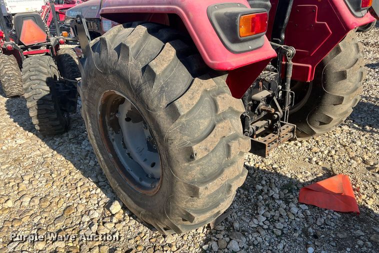 image for item JS9988 Mahindra  5545 MFWD tractor