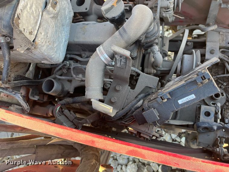 image for item JS9989 Mahindra  MFWD tractor