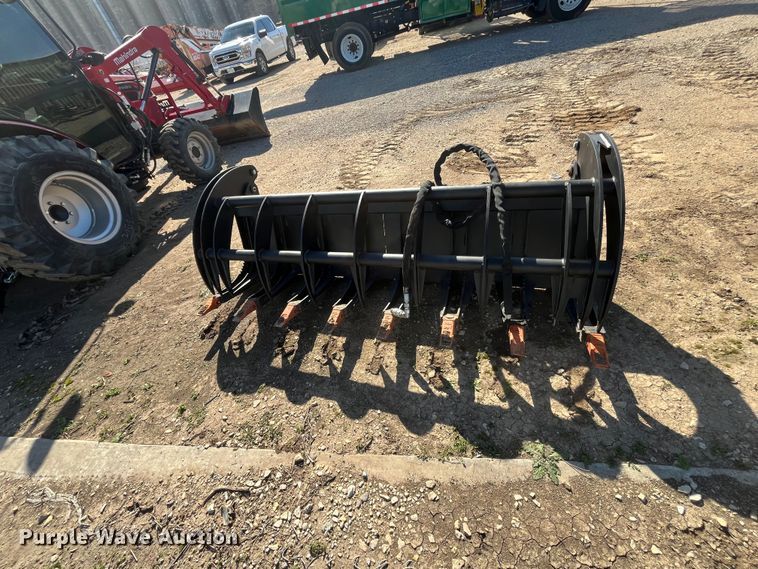 image for item JS9994 Skid steer grapple bucket