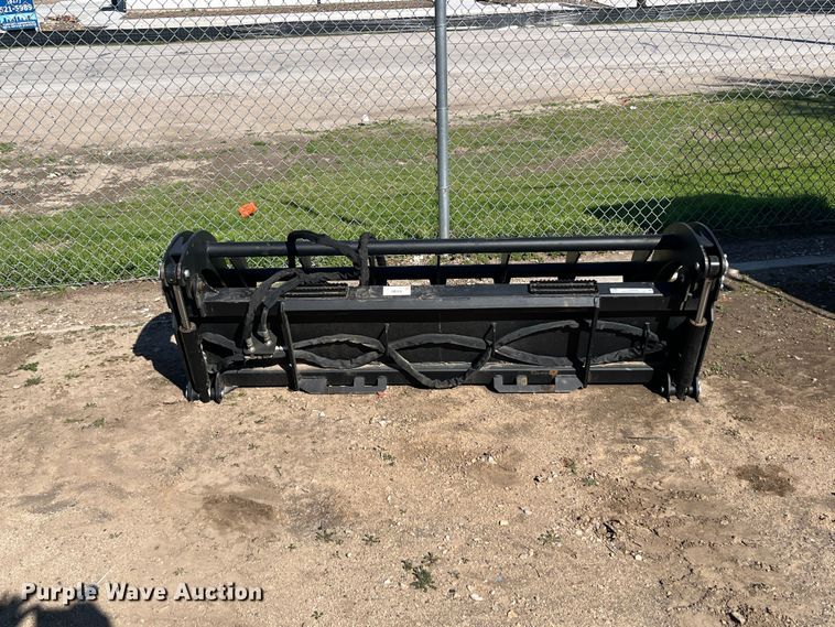 image for item JS9994 Skid steer grapple bucket