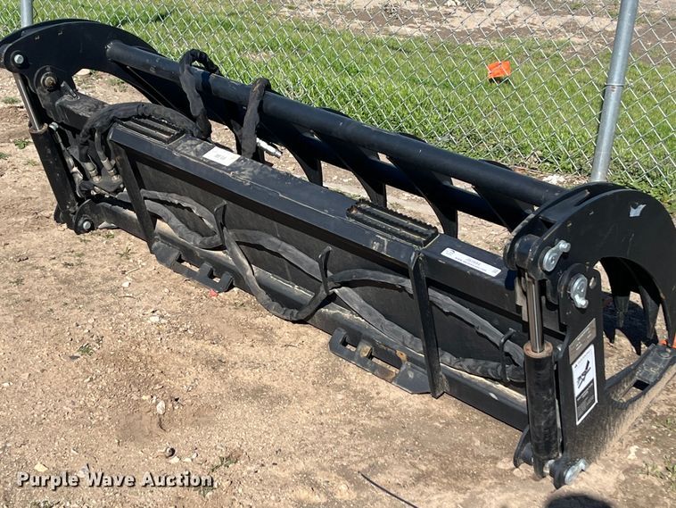 image for item JS9994 Skid steer grapple bucket