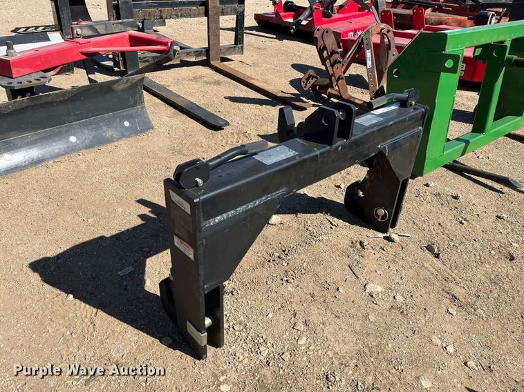 image for item JS9995 Mahindra  three point quick attach