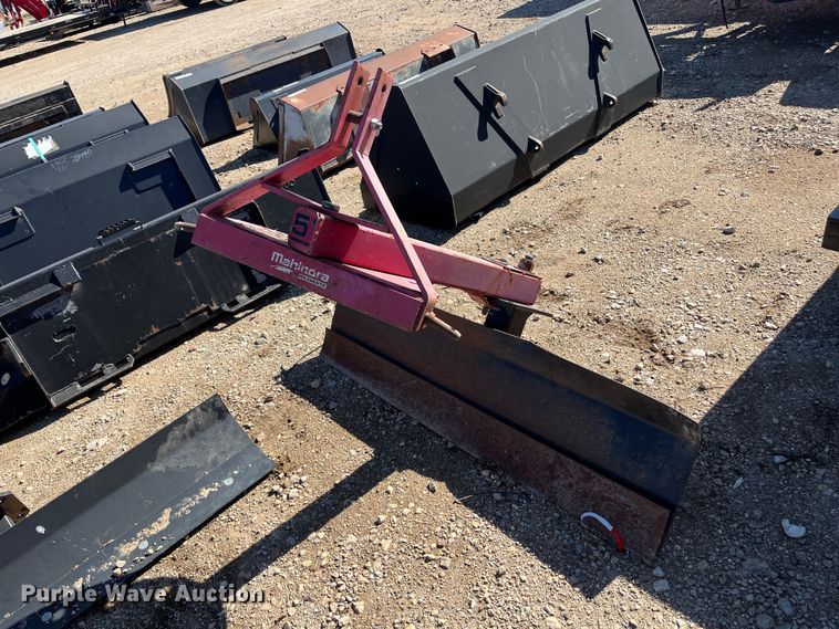 image for item JT9005 Mahindra  5' W blade