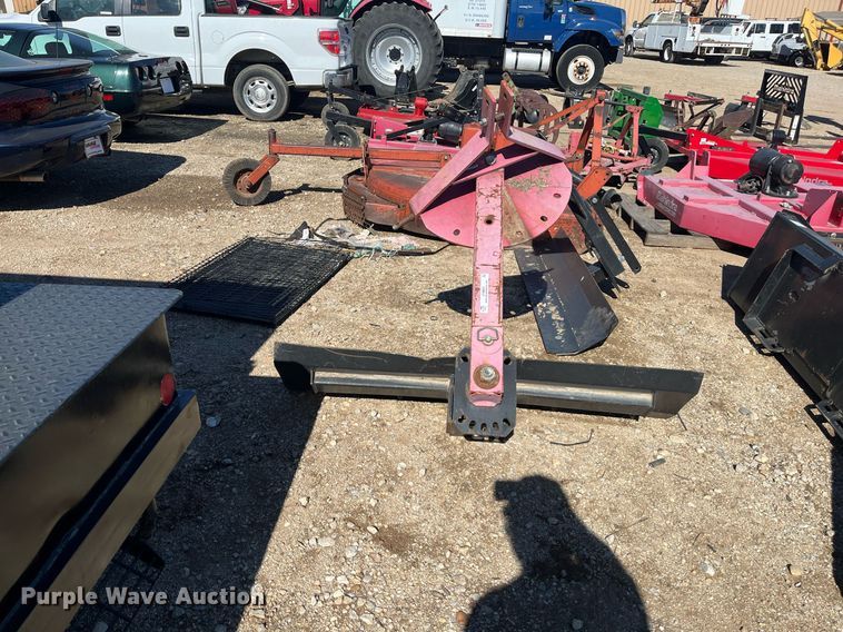 image for item JT9005 Mahindra  5' W blade