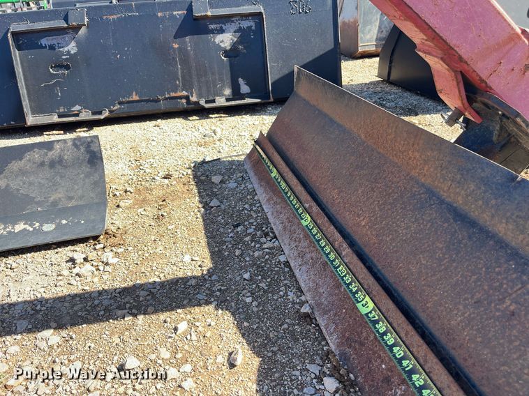 image for item JT9005 Mahindra  5' W blade