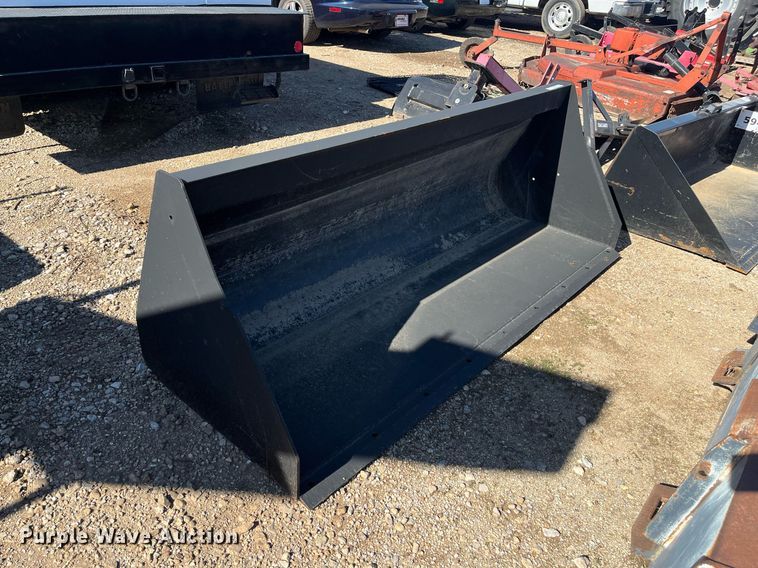 image for item JT9006 7' W bucket