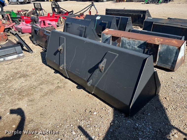 image for item JT9006 7' W bucket