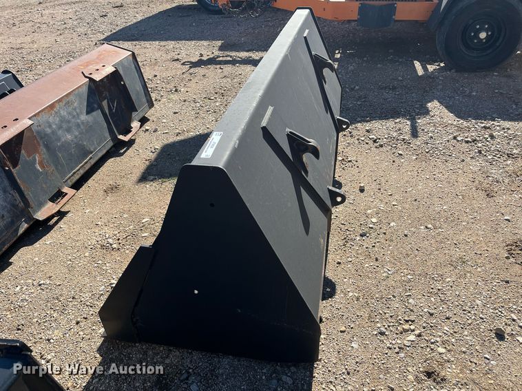 image for item JT9006 7' W bucket