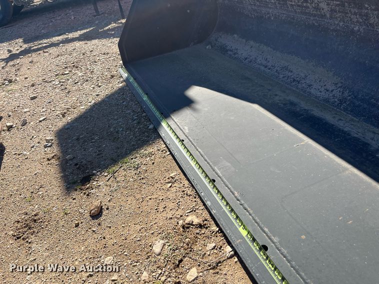 image for item JT9006 7' W bucket