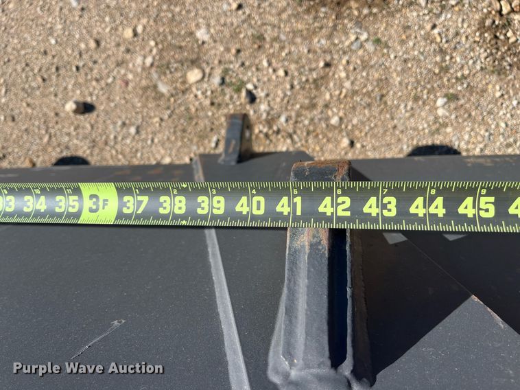 image for item JT9006 7' W bucket