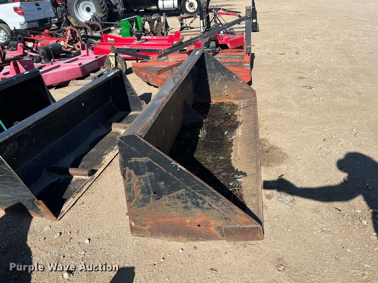 image for item JT9012 7' W bucket