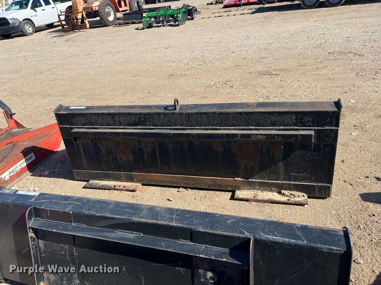 image for item JT9012 7' W bucket