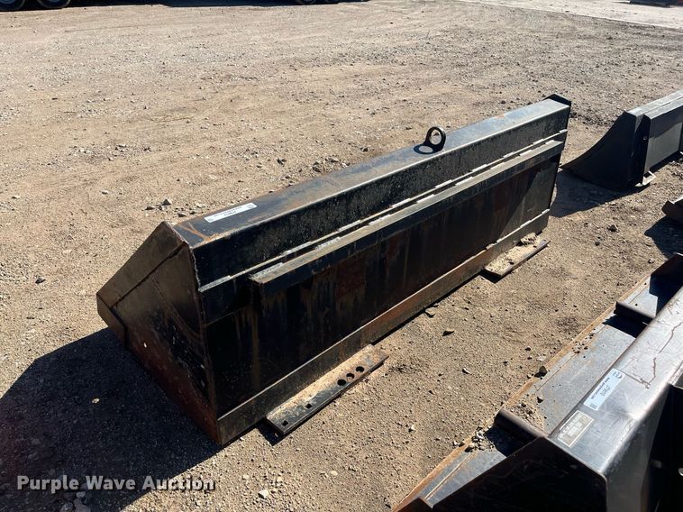 image for item JT9012 7' W bucket