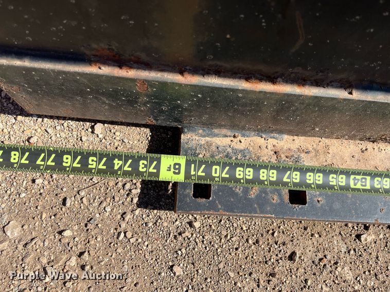 image for item JT9012 7' W bucket