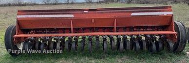 image for item KV9800 International 5100 grain drill