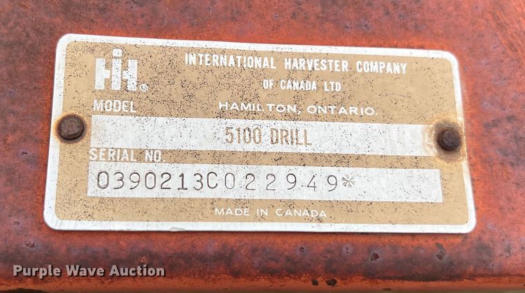 image for item KV9800 International 5100 grain drill