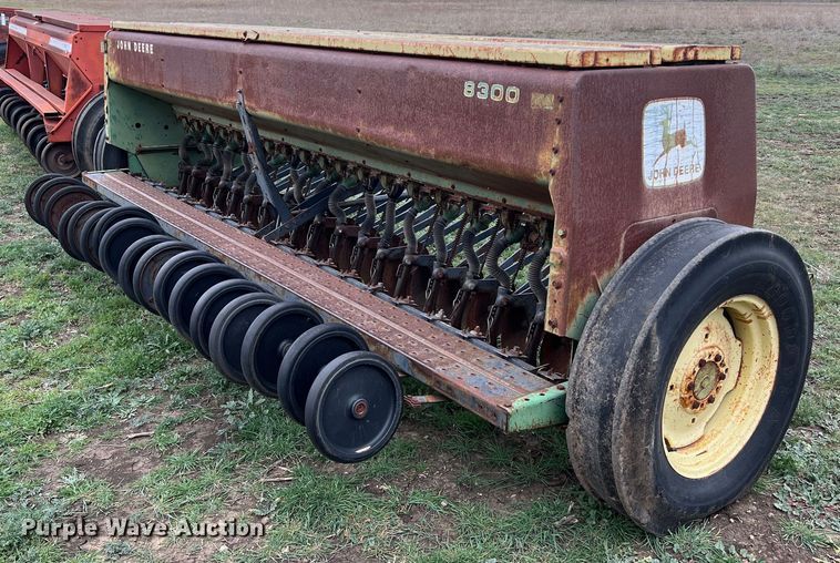 image for item KV9801 John Deere 8300 grain drill