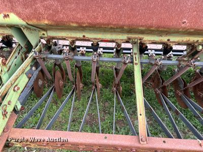 image for item KV9801 John Deere 8300 grain drill