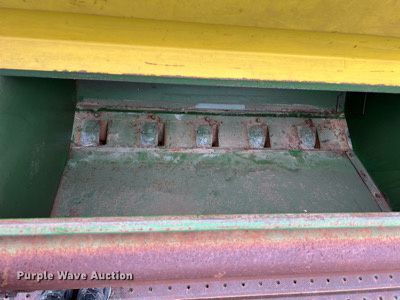 image for item KV9801 John Deere 8300 grain drill