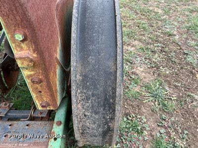 image for item KV9801 John Deere 8300 grain drill