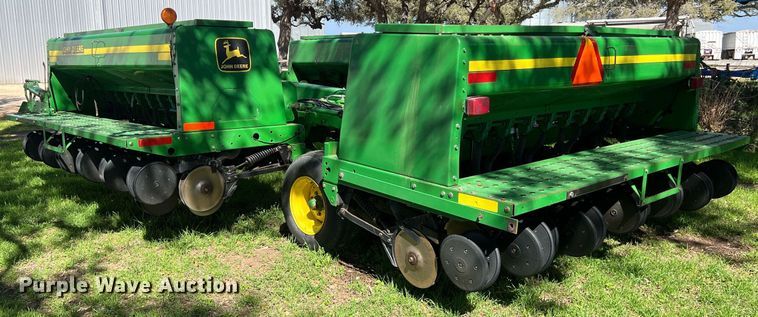 image for item KV9818 John Deere 455 grain drill
