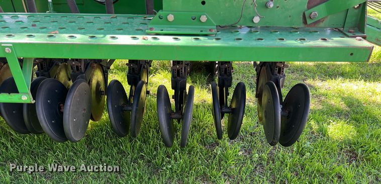 image for item KV9818 John Deere 455 grain drill