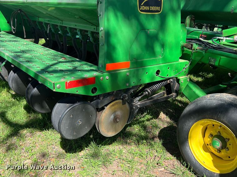 image for item KV9818 John Deere 455 grain drill