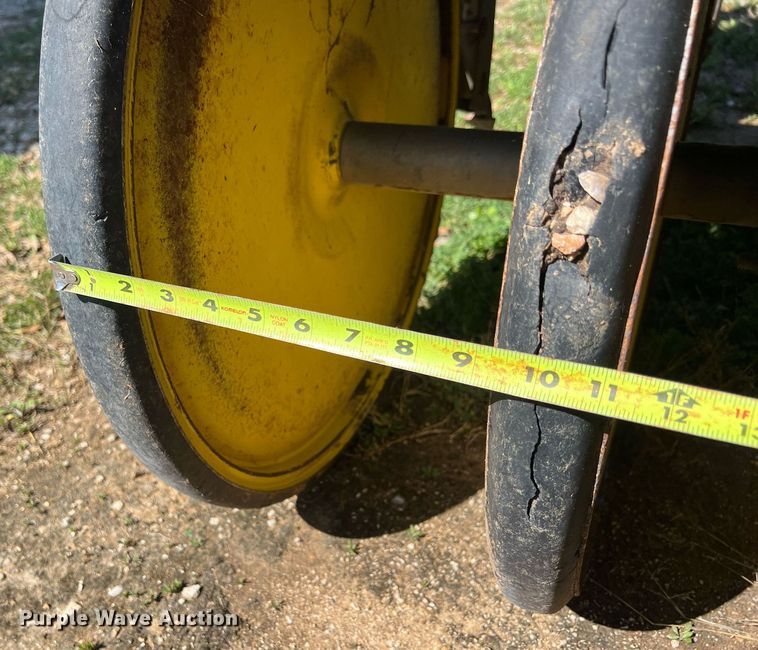 image for item KV9819 John Deere 9000 grain drill