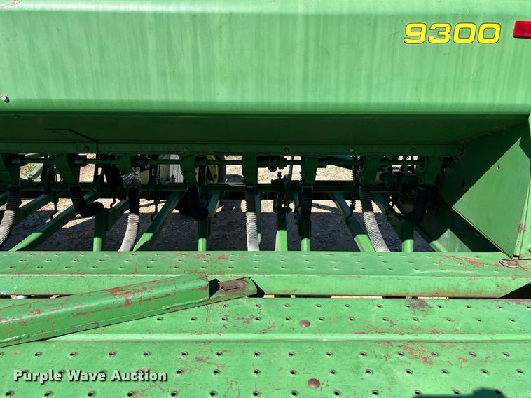image for item KV9819 John Deere 9000 grain drill