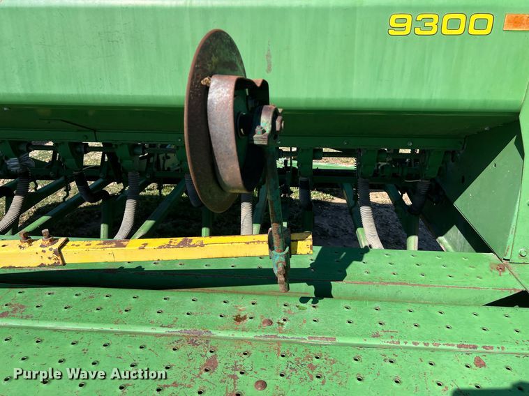 image for item KV9819 John Deere 9000 grain drill