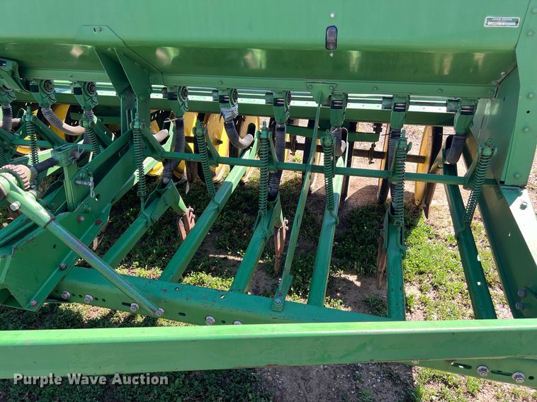 image for item KV9819 John Deere 9000 grain drill