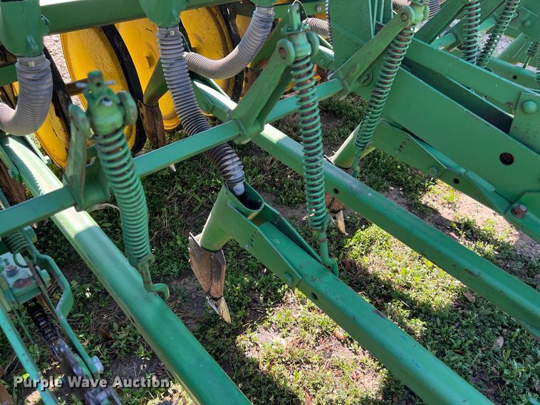 image for item KV9819 John Deere 9000 grain drill